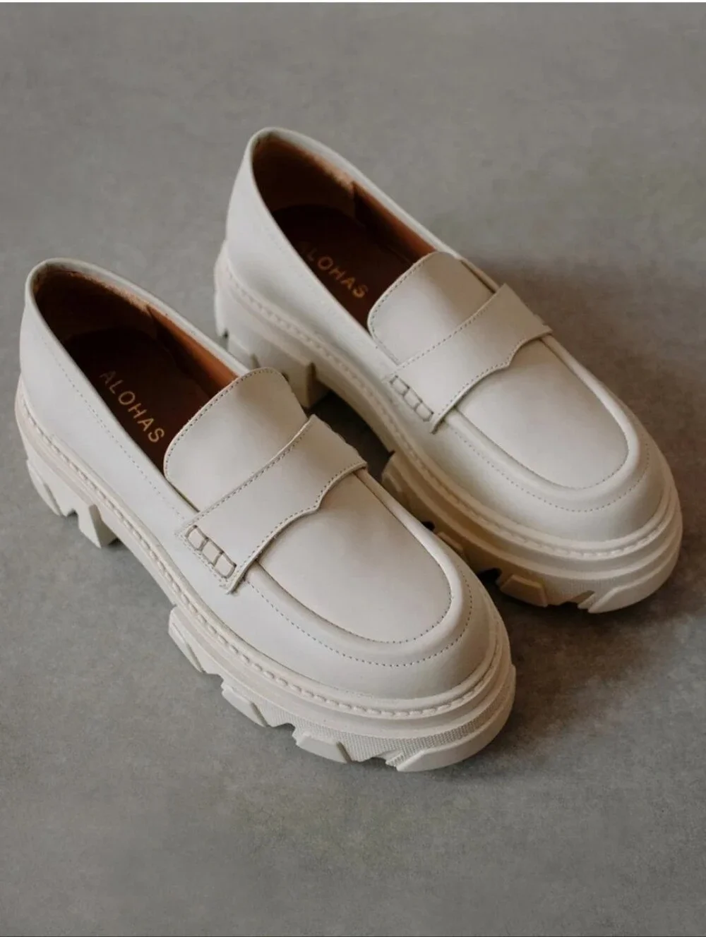 ALOHAS TRAILBLAZER LEATHER LOAFERS CREAM IVORY SZ 39(US 8-8.5)